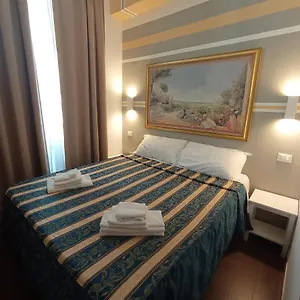 Hotel Travellers, Roma