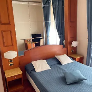 3rd Floor 69 Manin Street Pensjonat