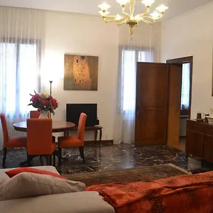 Castello 5888 B, Santa Marina, Calle Marcello, Canale Apartamento Venecia