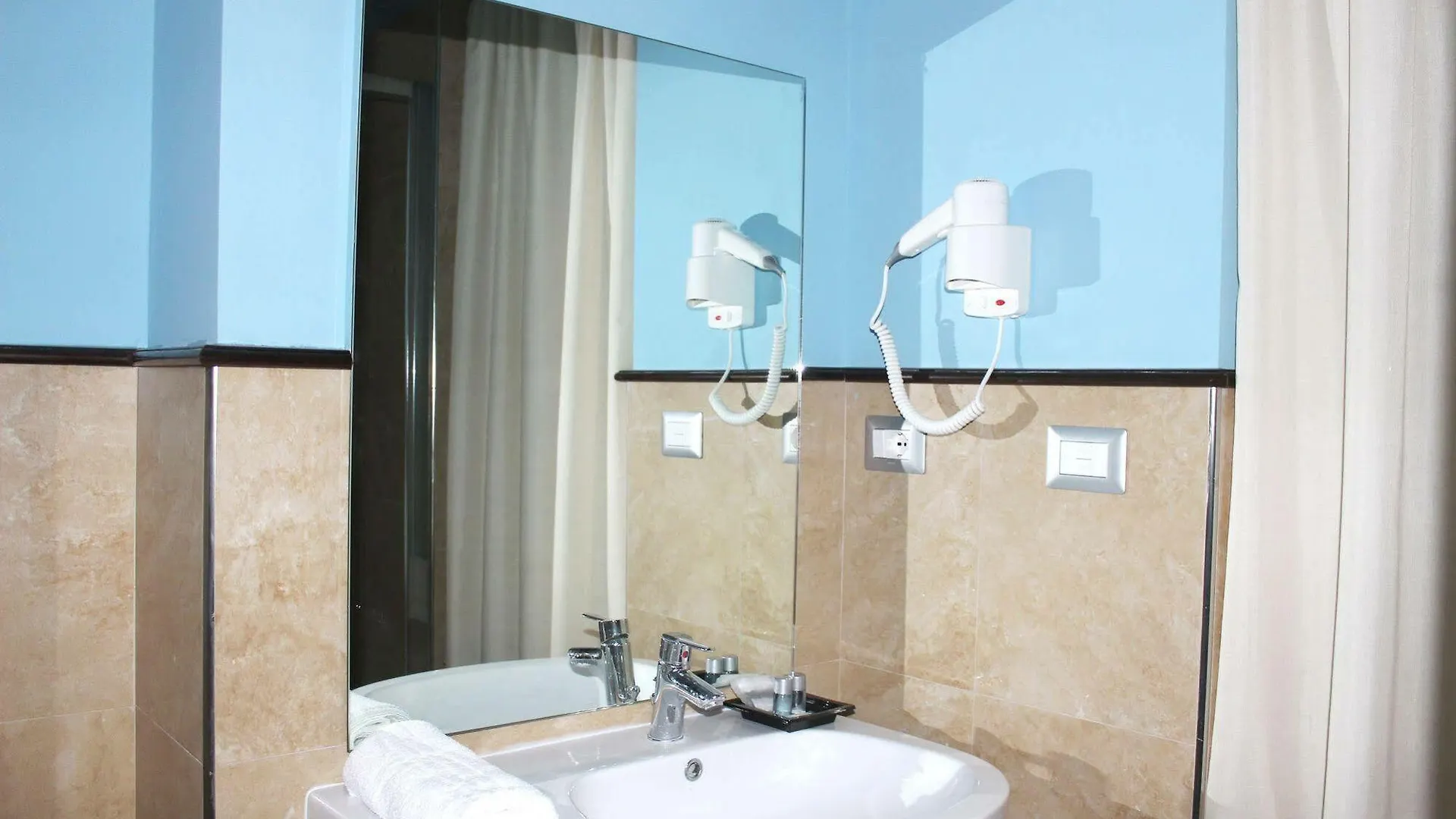 Hotel Gran Torino Rome