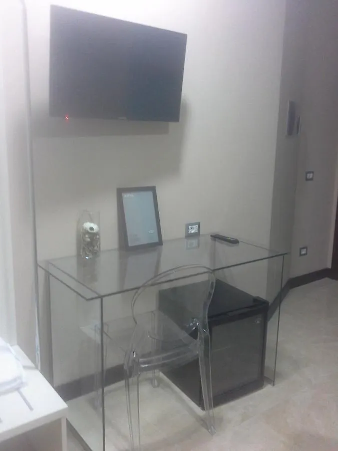 Hotel Gran Torino Rzym 0*,